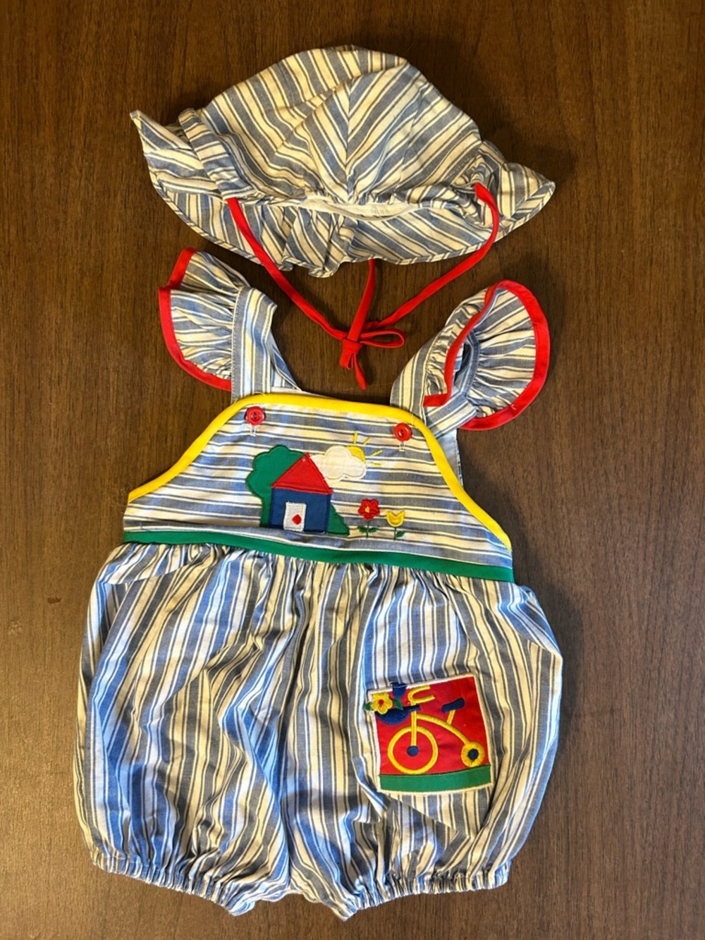 Vintage 80s Baby Bubble Romper & Hat Set Size 12M Applique Primary Colors Stripe
